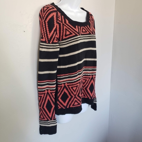 Volcom XS Machu Peaches Sweater Black Coral Ivory Triangle Stripes Pullover Top - Picture 9 of 9